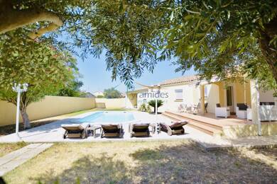 Maison de plain-pied à vendre 638 600 € 6 pièces 5 chambres 168 m² 1 112 m² de terrain Vergeze 30310