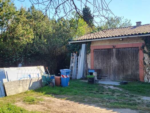 Entrepôt à vendre 215 000 € 95 m² d'espace de stockage Toulouse 31100