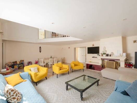 Maison à vendre 448 232 € 6 pièces 3 chambres 180 m² 366 m² de terrain Val Sud Bezons 95870