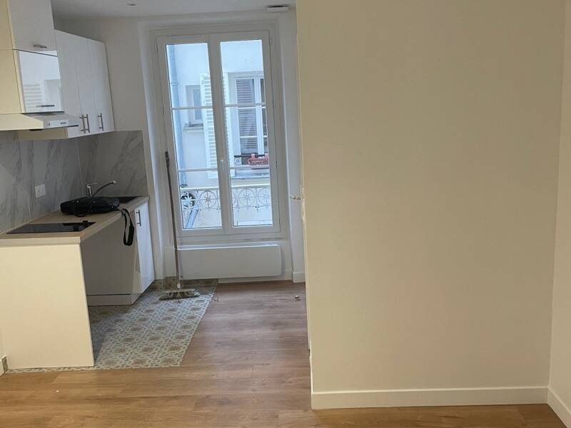 Maison à louer, 26m², PARIS 18E