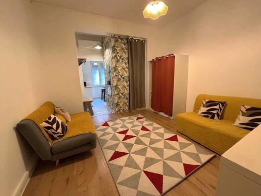 Appartement à louer 595 € 1 pièce 28 m² Centre Lille 59000
