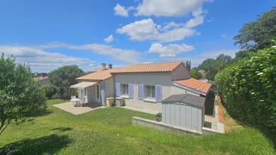 Maison à vendre 179 000 € 4 pièces 3 chambres 80 m² 986 m² de terrain Casteljaloux 47700