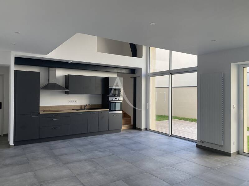 Maison à louer, 111m², LE MANS