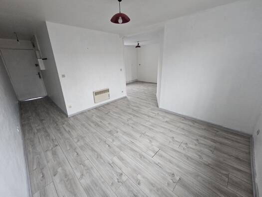 Appartement à vendre 168 800 € 3 pièces 2 chambres 57,24 m² Étage 2/3 Lille 59800