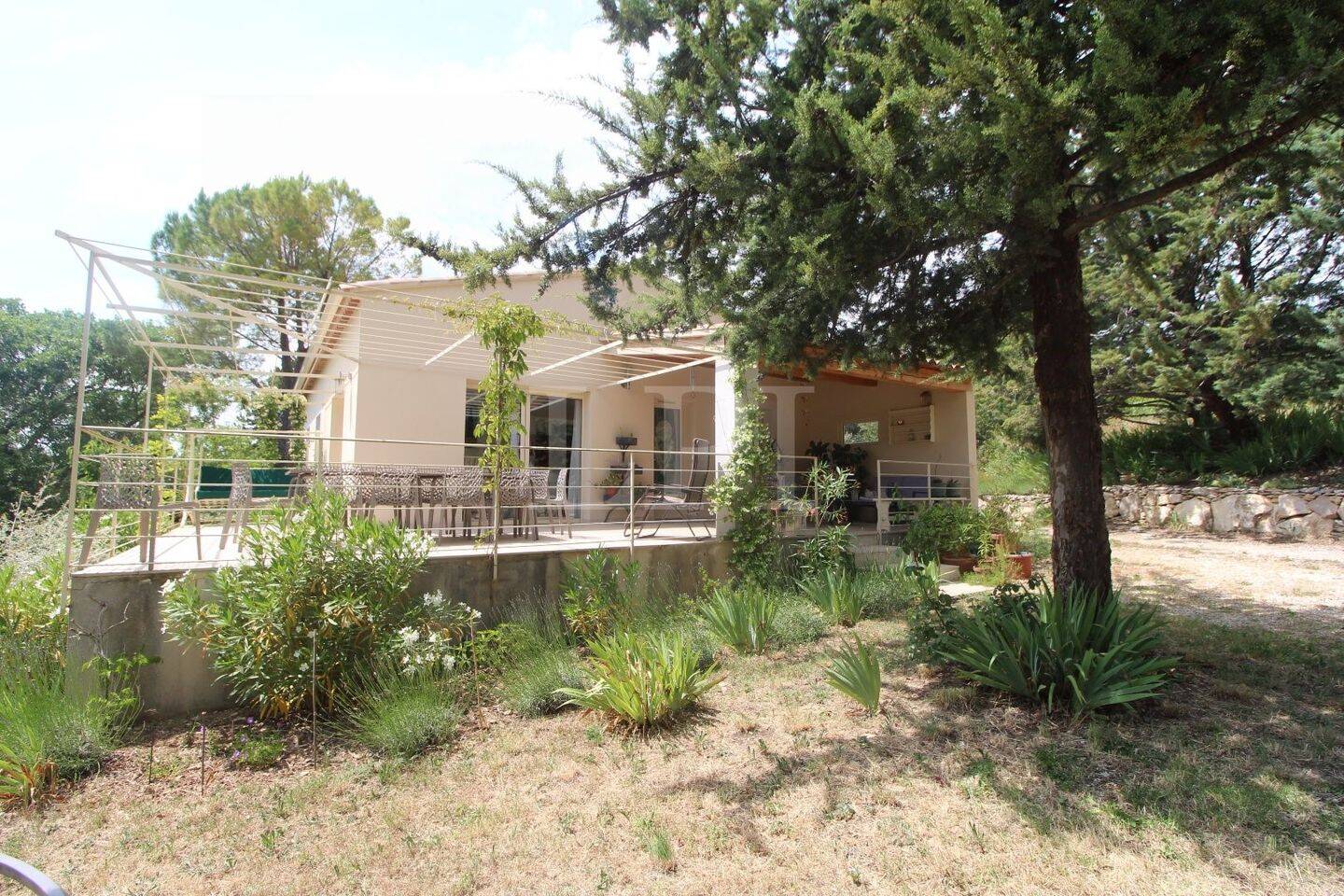 Maison à vendre, 217m², SAINT SATURNIN LES APT