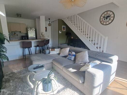 Duplex à vendre 232 000 € 3 pièces 2 chambres 68 m² Étage 3/3 Ouest Beaumont-sur-Oise 95260