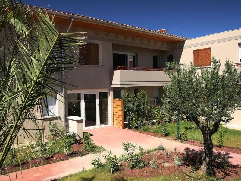 Maison à louer, 45m², POUSSAN