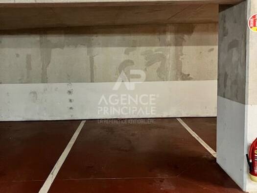 Parking à louer 83,71 € Saint Léger-Fourqueux Saint-Germain-en-Laye 78100