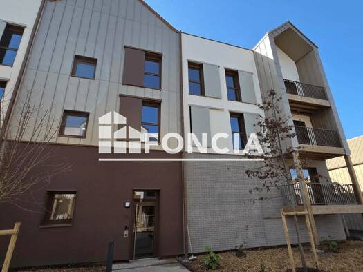 Appartement à louer 850 € 2 pièces 1 chambre 42,8 m² Étage 2/3 Coupvray 77700