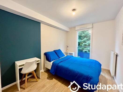 Colocation à louer - logement étudiant 699 € 1 pièce 3 chambres 10 m² 2ème étage Centre I Choisy-le-Roi 94600