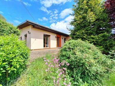 Maison de plain-pied à vendre 230 000 € 5 pièces 3 chambres 125 m² 1 815 m² de terrain Uxegney 88390