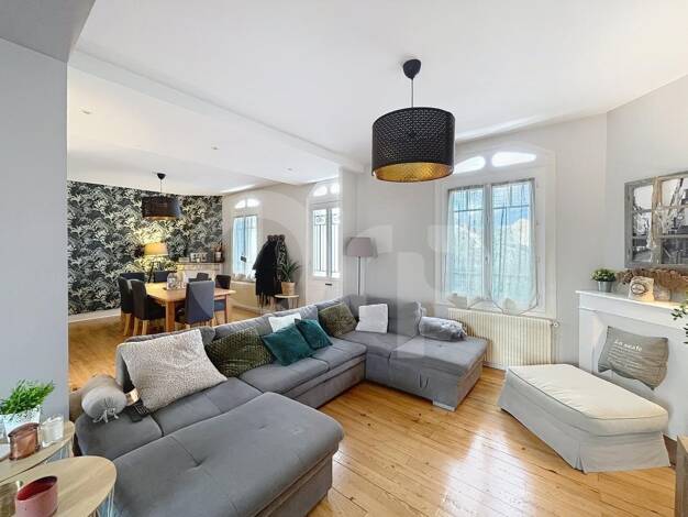 Maison à vendre 282 500 € 5 pièces 4 chambres 162 m² 449 m² de terrain Pécharmant Bergerac 24100