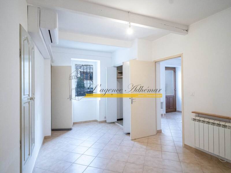 Maison à louer, 66m², GRIGNAN