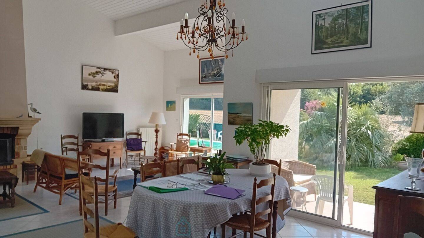 Maison à vendre, 190m², SAINT SULPICE DE ROYAN