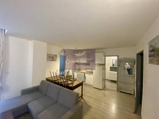 Appartement à louer 590 € 2 pièces 1 chambre 45 m² RDC/4 Le Mans 72000