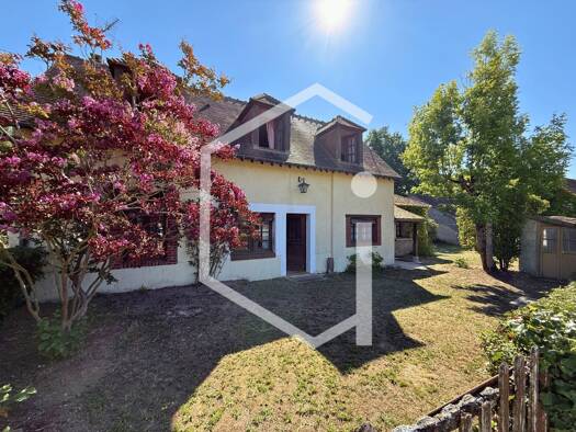 Maison à vendre 124 000 € 5 pièces 3 chambres 100 m² 4 271 m² de terrain Belleville sur Loire 18240