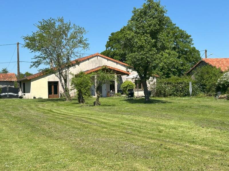 Maison à vendre, 114m², SAINT CLAUD