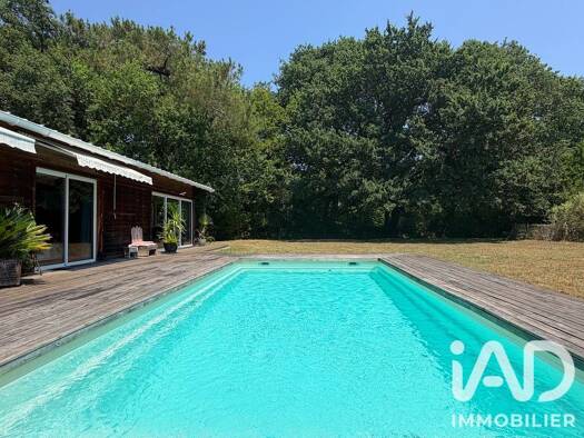 Maison de plain-pied à vendre 440 000 € 4 pièces 3 chambres 140 m² 1 502 m² de terrain Saubrigues 40230