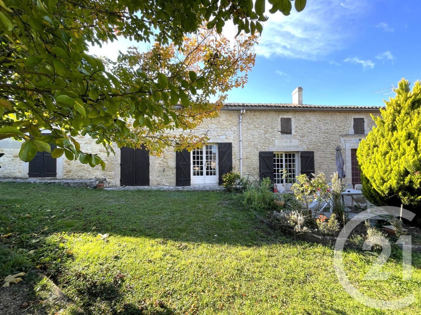 Maison à vendre, 198m², SAINT QUENTIN DE BARON
