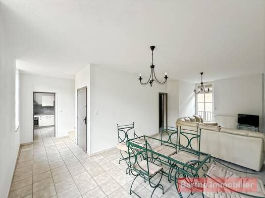 Maison de ville à louer 850 € 5 pièces 4 chambres 138,2 m² dès le 03/07/2026 Lisle-sur-Tarn 81310