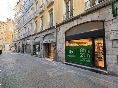 Local commercial à louer 2 100 € 186 m² de surface de vente Grenoble 38000