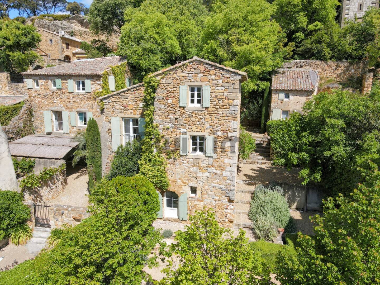 Maison à vendre, 207m², MONTAREN ET SAINT MEDIERS