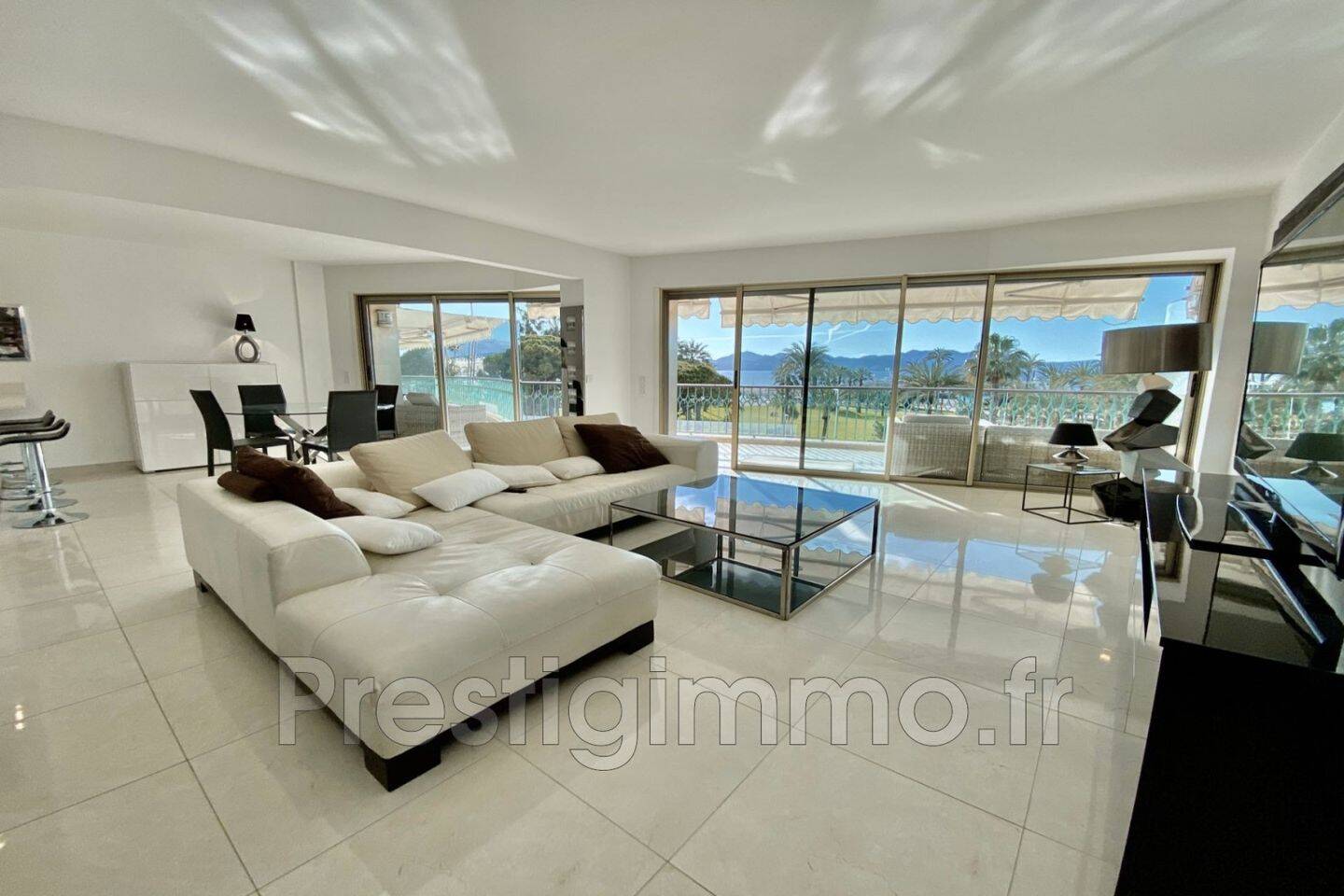 Maison à louer, 103m², CANNES
