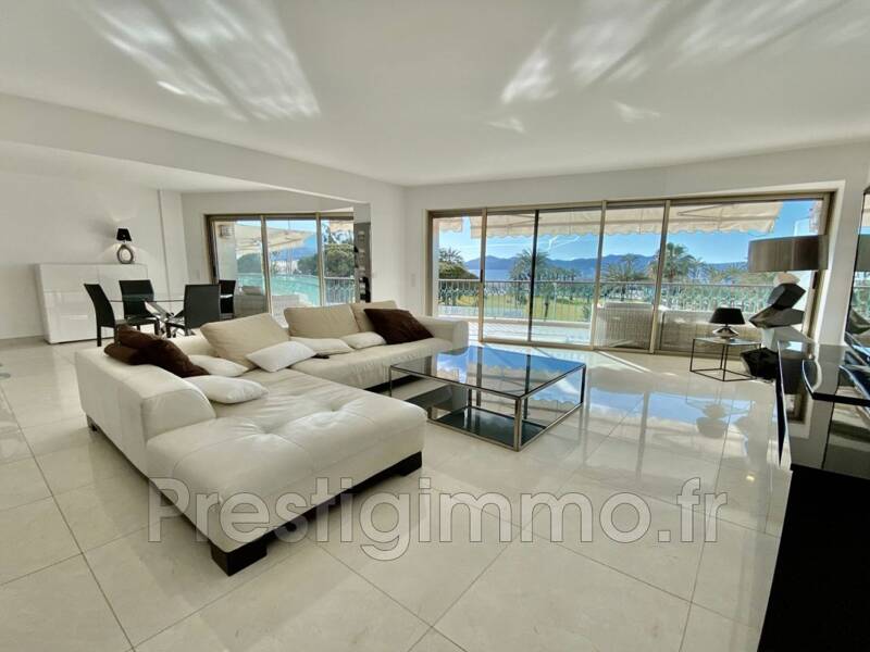 Maison à louer, 103m², CANNES