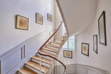 Hôtel particulier à vendre 3 100 000 € 9 pièces 6 chambres 244 m² 244 m² de terrain Paris 16ème 75016
