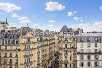 Appartement à vendre 49 000 € 1 pièce 7 m² Dernier étage, Étage 7/7 Ternes-Maillot Paris 17ème 75017