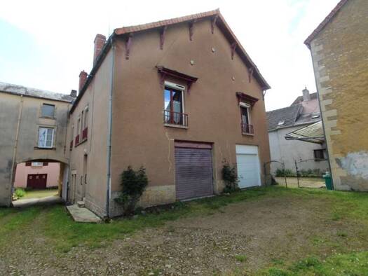 Maison à vendre 119 000 € 10 pièces 6 chambres 175 m² 518 m² de terrain Clamecy 58500