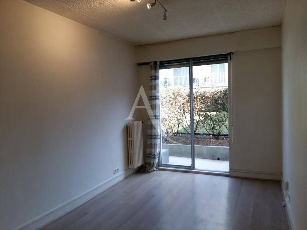 Maison à louer, 23m², SAINT MAUR DES FOSSES