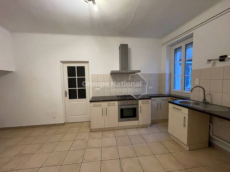 Maison à louer, 102m², ENTRAIGUES SUR LA SORGUE