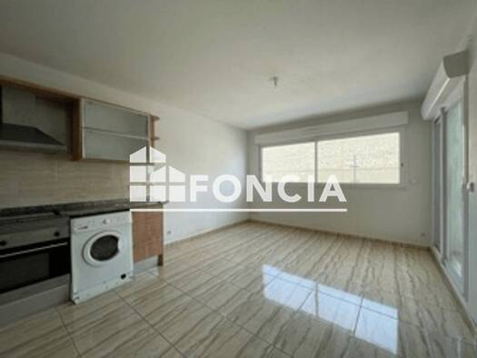 Appartement à louer 755 € 3 pièces 2 chambres 48,45 m² Étage 1/4 Plage Centre Canet-en-Roussillon 66140