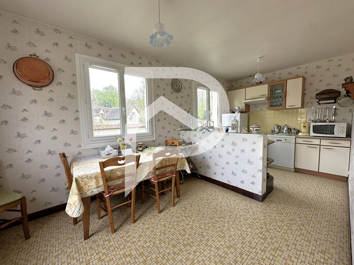 Maison à vendre, 129m², HOUDAN