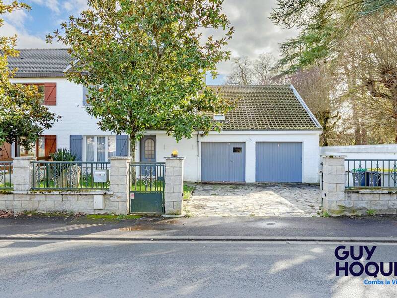 Maison à vendre, 190m², COMBS LA VILLE