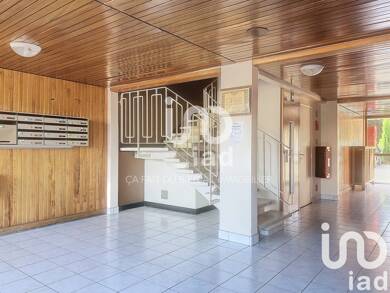 Appartement à vendre 195 000 € 4 pièces 2 chambres 70 m² Étage 3/4 Saint Nicolas Le Plessis-Bouchard 95130