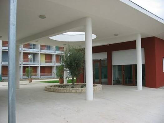 Appartement à louer - logement étudiant 469 € 1 pièce 24,8 m² Étage 1/2 Durance-Cantarel Avignon 84140