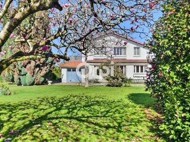 Maison à vendre 234 500 € 5 pièces 4 chambres 159,6 m² 1 243 m² de terrain Bidos 64400