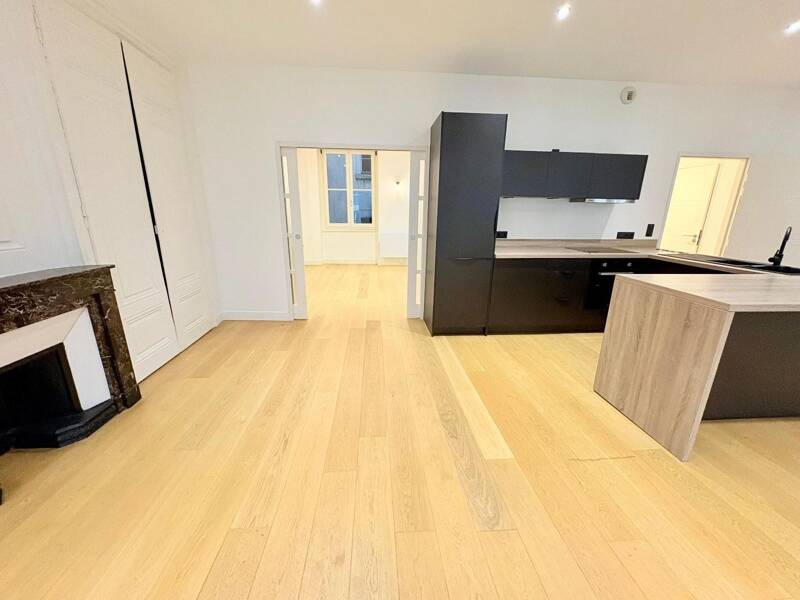 Maison à louer, 67m², LYON 2E