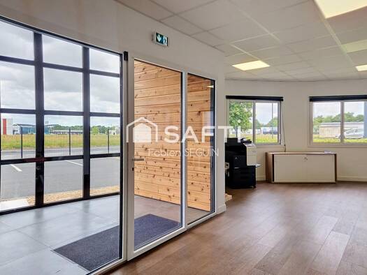 Espace bureau à vendre 220 000 € 105 m² de bureaux Girardrie à Gambetta-Lieux-Dits Sèvremoine 49450