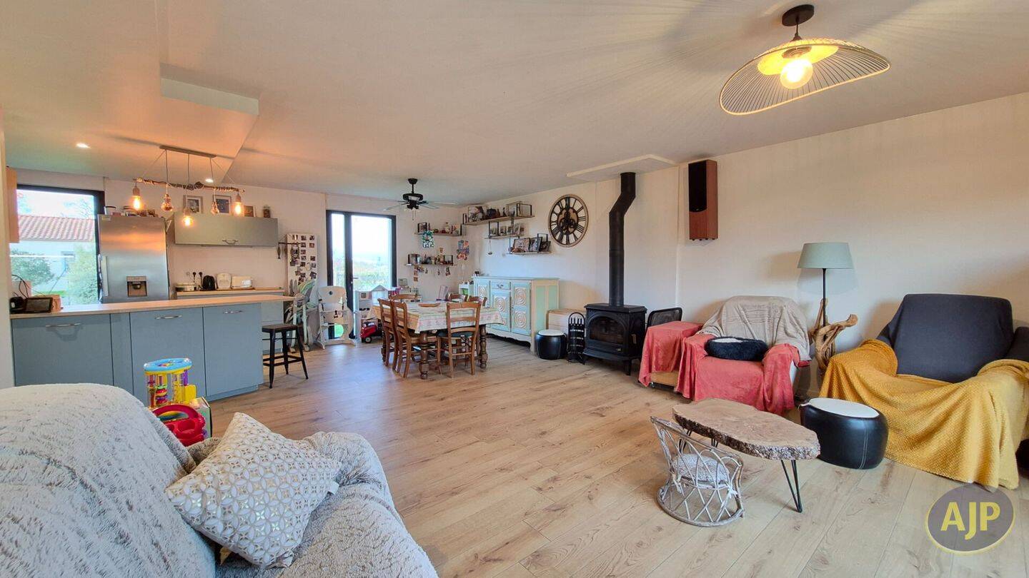 Maison à vendre, 169m², SAINT COLOMBAN