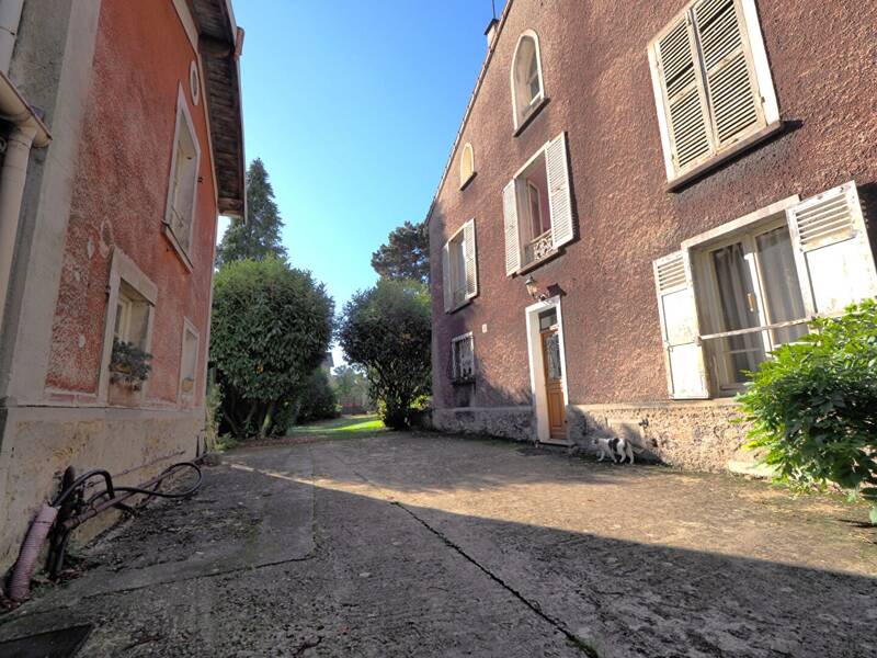 Maison à vendre, 600m², VILLEMOMBLE