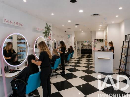 Local commercial à vendre 99 500 € 120 m² de surface de vente Centre Melun 77000