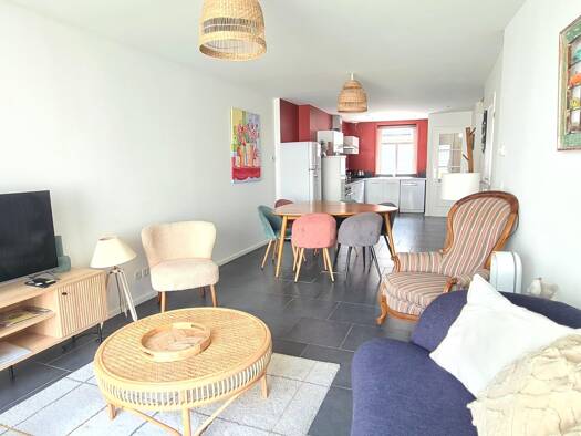 Appartement à vendre 310 000 € 5 pièces 3 chambres 96 m² RDC/2 Centre Ville Wambrechies 59118