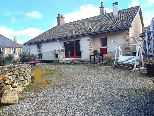 Maison à vendre 261 000 € 5 pièces 4 chambres 155 m² 665 m² de terrain Marcolès 15220