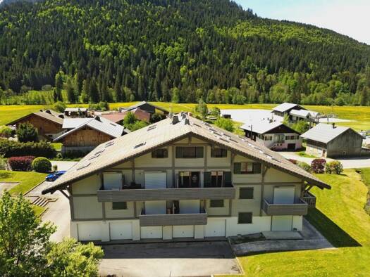 Duplex à vendre 330 000 € 4 pièces 3 chambres 72,75 m² Étage 2/3 La Panthiaz La Chapelle-d'Abondance 74360