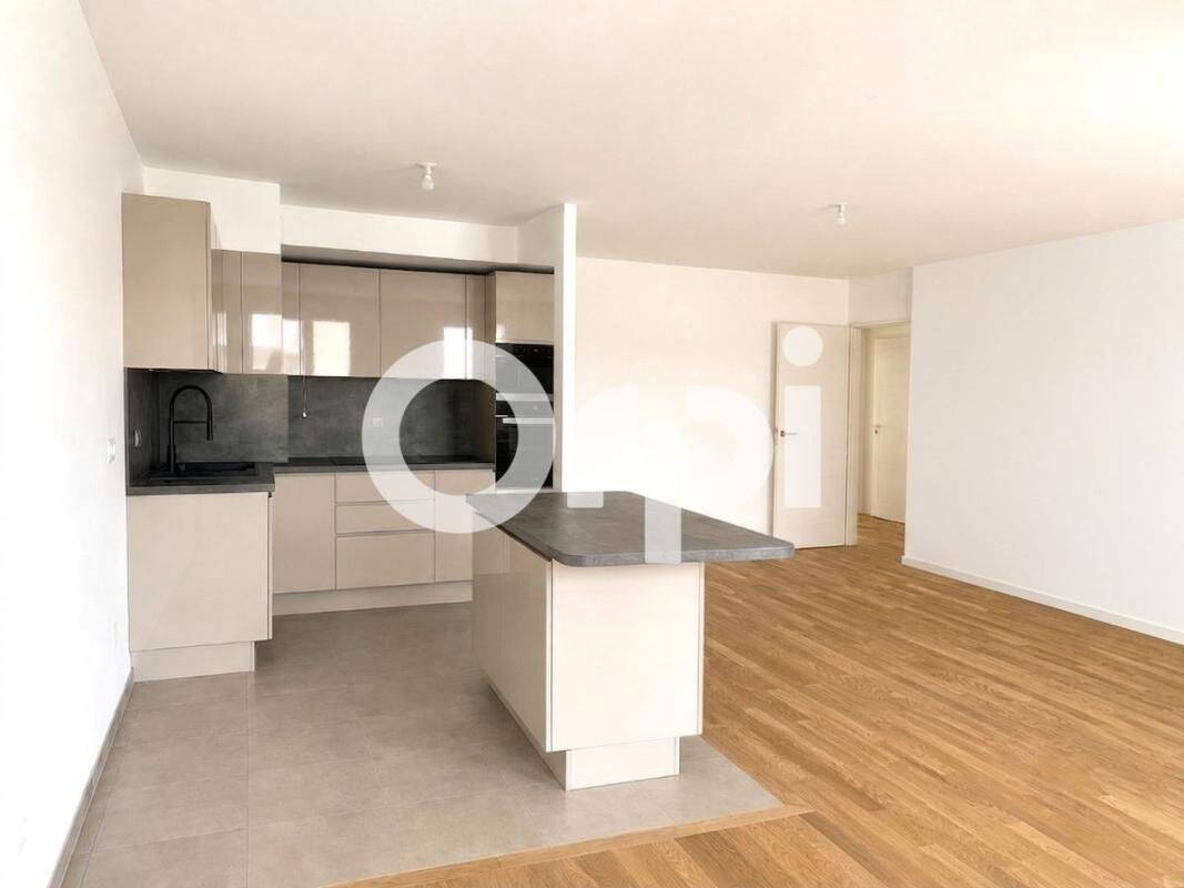 Maison à louer, 93m², SAINT MAUR DES FOSSES
