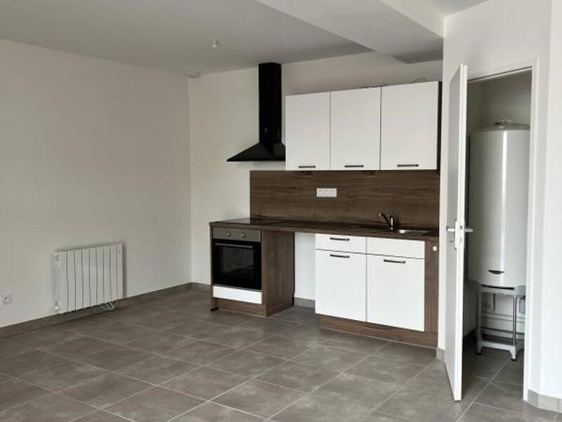 Maison à louer, 63m², NEUVILLE AUX BOIS