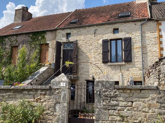 Maison à vendre 119 000 € 4 pièces 3 chambres 106 m² 350 m² de terrain Châtel-Gérard 89310